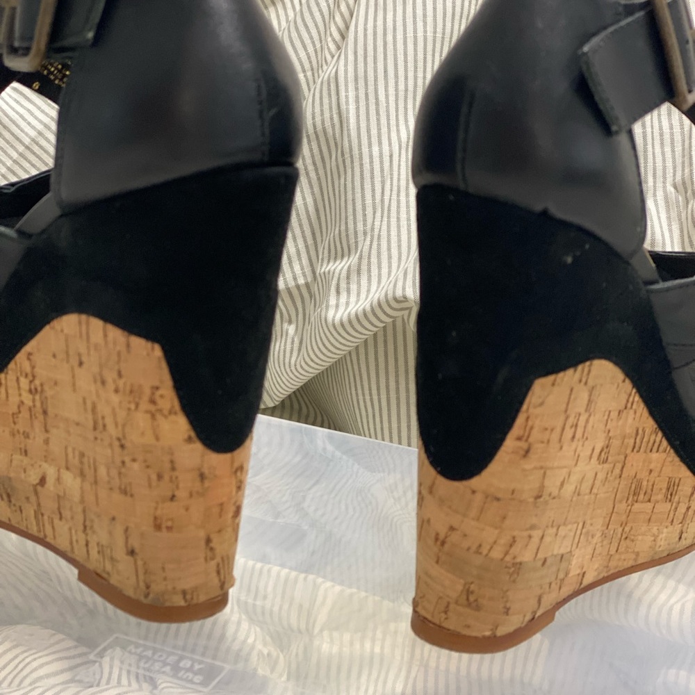 Steve Madden 4.25 wedge shoes.